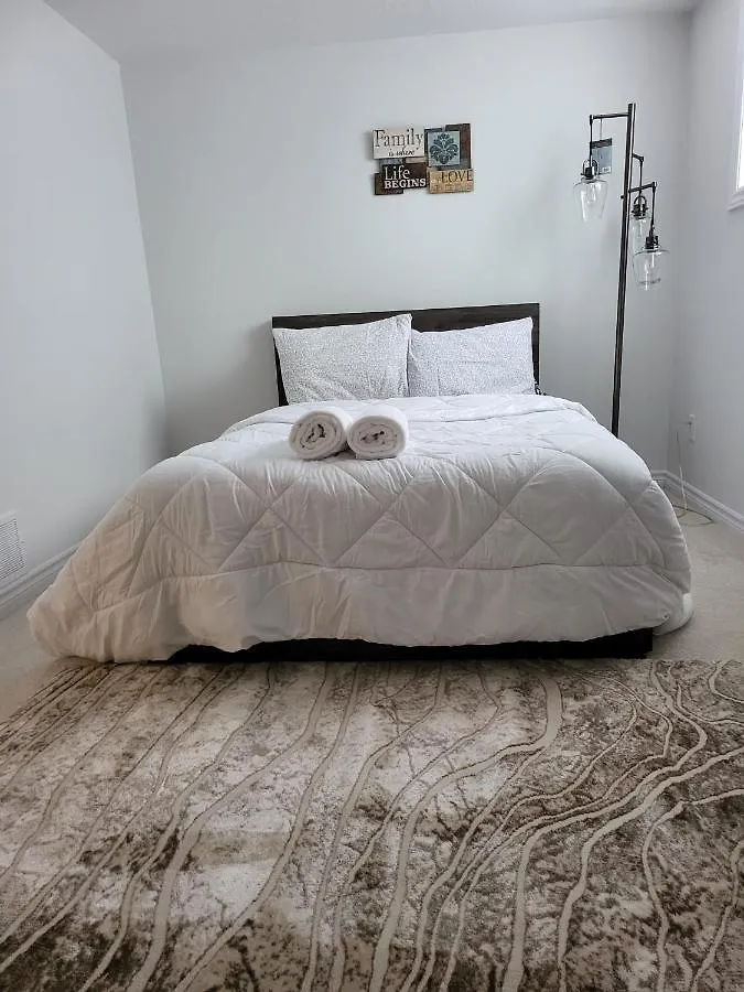 Nocleg ze śniadaniem New Luxury Home Ottawa