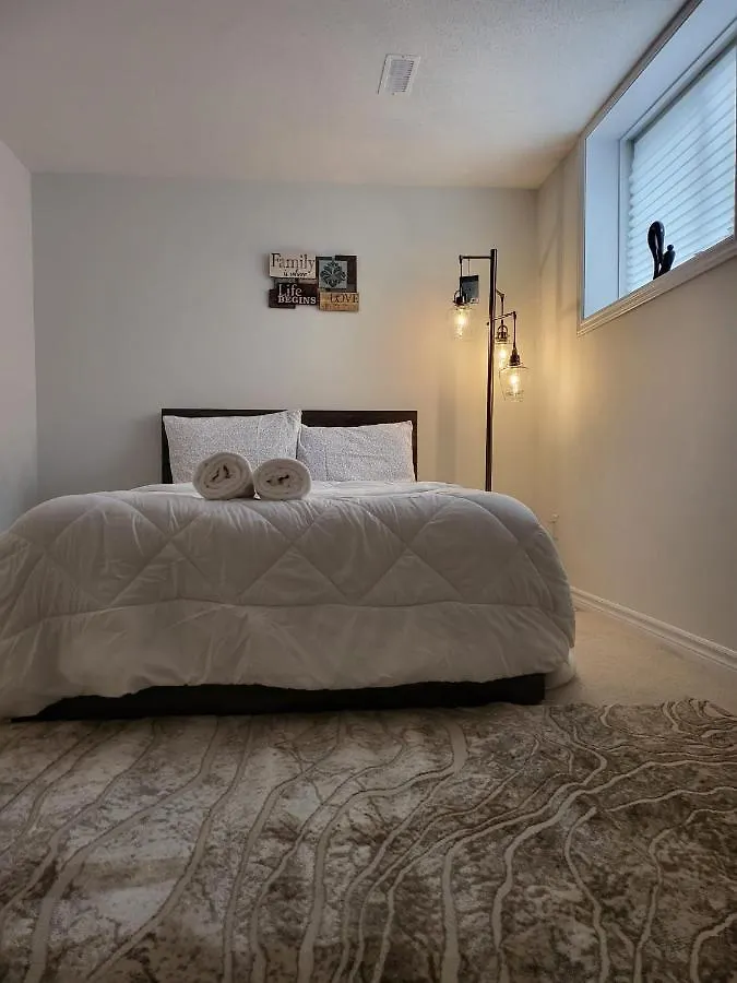 Nocleg ze śniadaniem New Luxury Home Ottawa